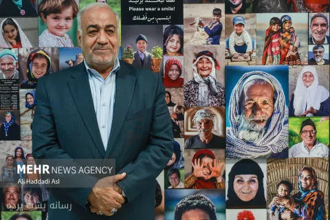بازدید هوشنگ بازوند از گروه رسانه‌ای مهر
