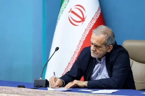مسعود پزشکیان «قانون ملی توسعه هوش مصنوعی» را ابلاغ کرد