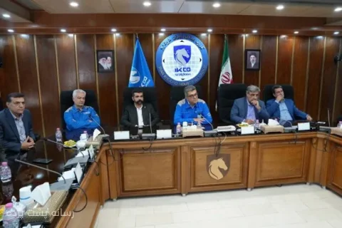 اهدای ون وانا توسط ایران‌خودرو برای توزیع داروهای هموفیلی در سیستان و بلوچستان