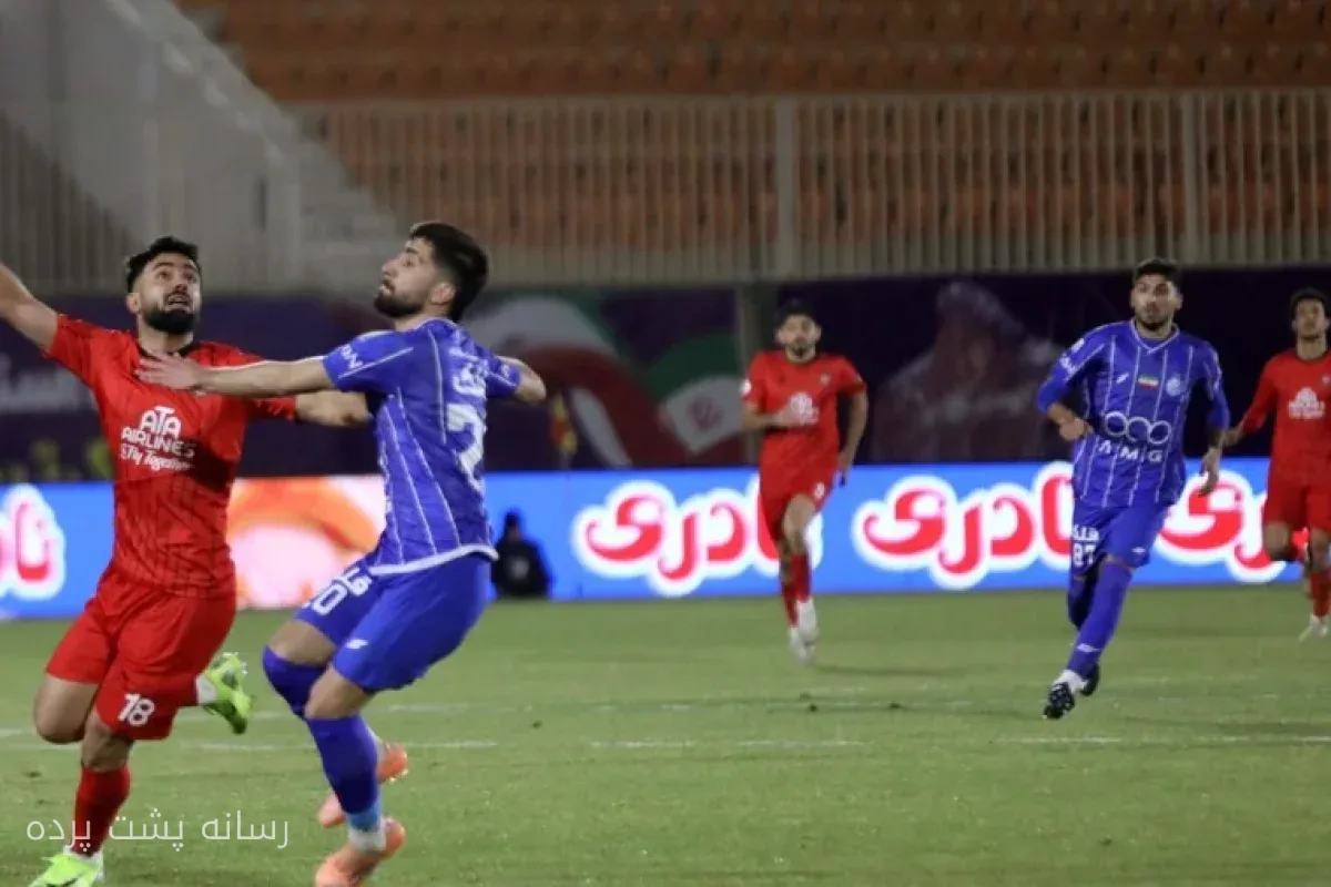 تساوی تراکتور و استقلال در تبریز به نفع پرسپولیس شد