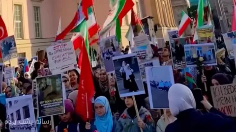 مناقشه حجاب در جمهوری آذربایجان به خارج کشیده شد