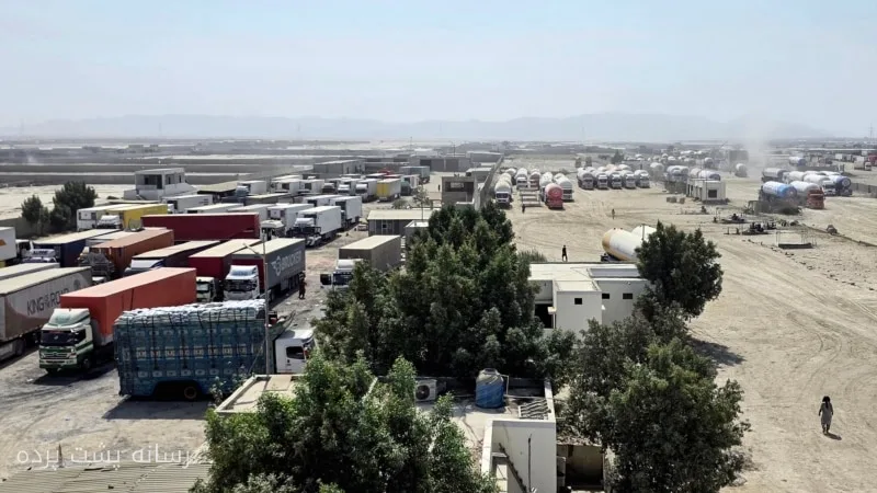 تداوم محدودیت مرزی؛ مسیر تردد کامیون‌ها از ایران به سمت پاکستان مسدود است