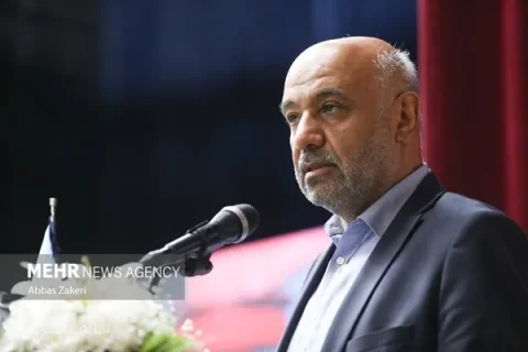 احمد میدری: همدلی و مسئولیت‌پذیری، کلید حل مشکلات استان‌هاست