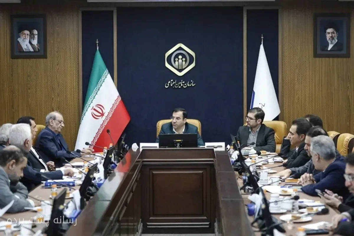 تشکیل کارگروه بررسی و حل مسائل بازنشستگان توسط غلامحسین محمدی